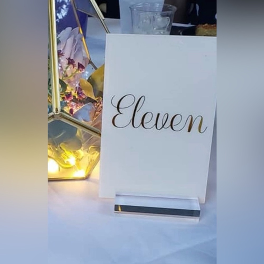 Acrylic wedding table numbers